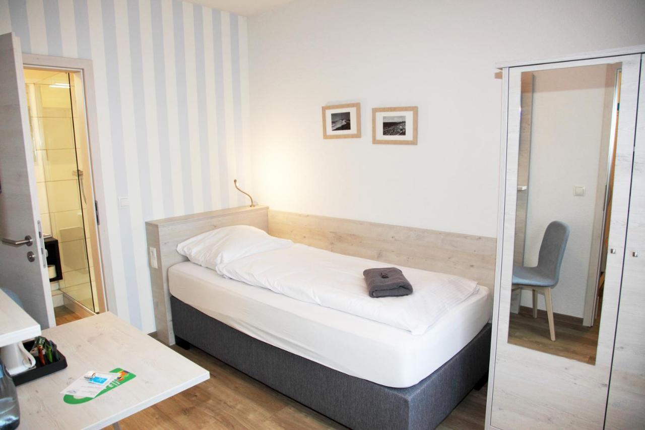 Hotel Pension Norddeich Esterno foto